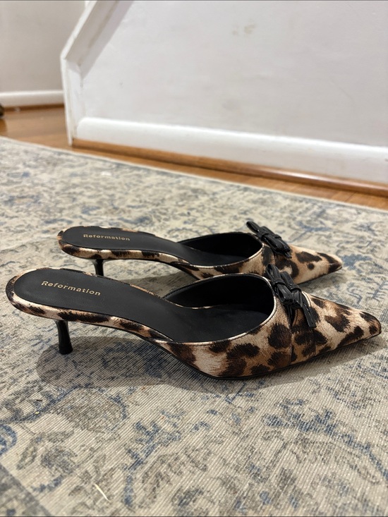 Reformation Shoes - Reformation Leopard Print Pointed-Toe Kitten Heel Mules - size 7